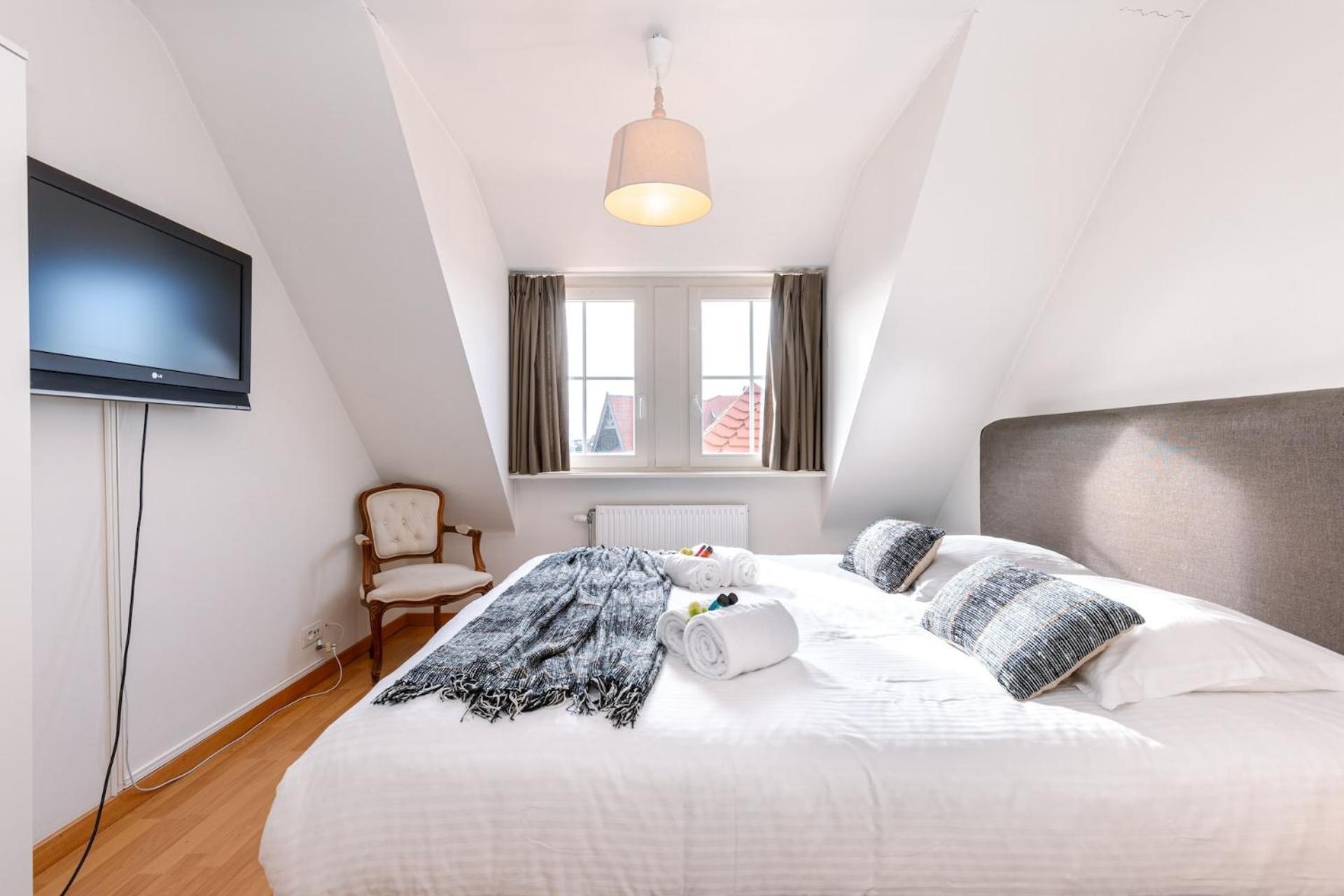 Charming Spacious Duplex Apt With Private Parking In Knokke Apartment Luaran gambar