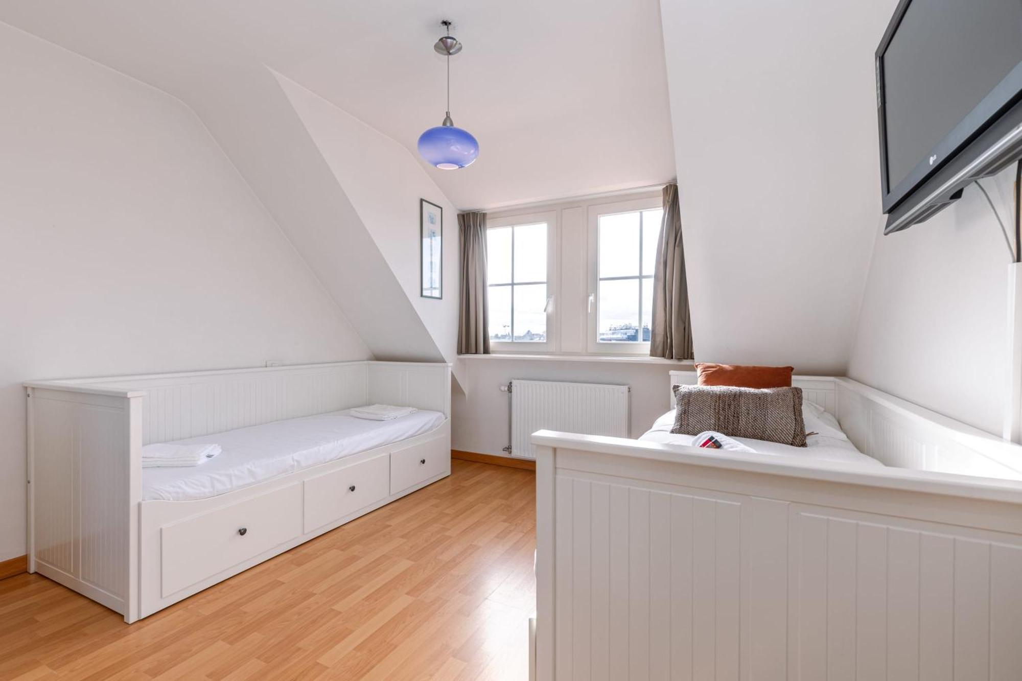 Charming Spacious Duplex Apt With Private Parking In Knokke Apartment Luaran gambar